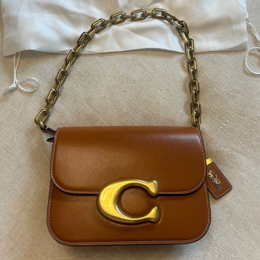 Coach IDOL bag Tan
